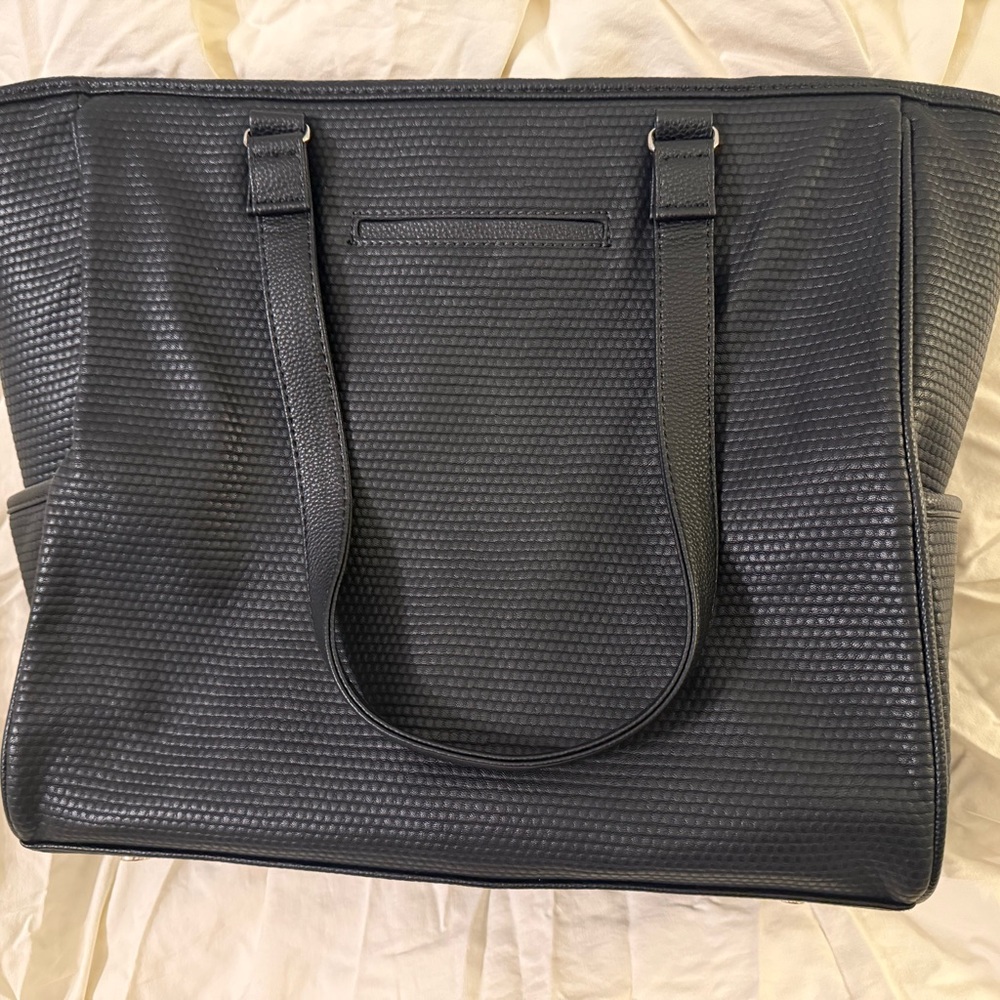 Thirty-One Cindy Tote in Black Pebble